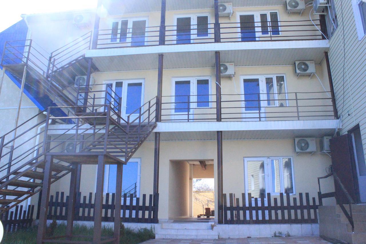 Sun Joy Hotel Sanzhiyka Exterior photo